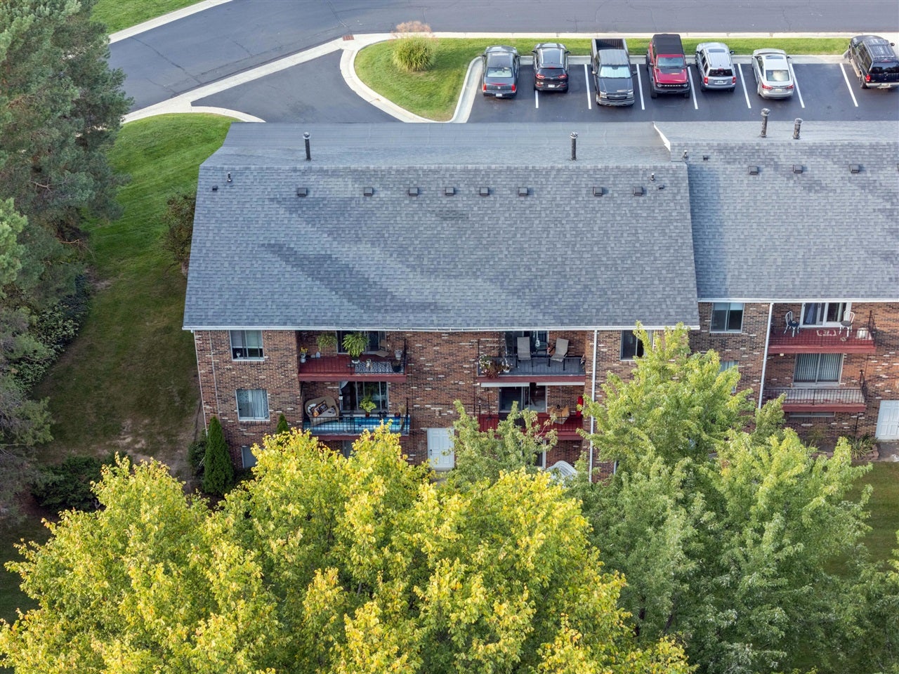 515 West Highland Road, Unit E6 Howell, MI 48843 - Photo 18 of 22 Gallery Image 18