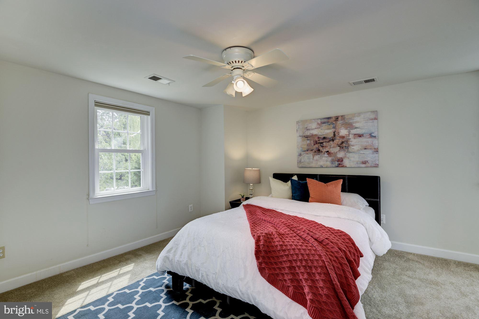 6003 Greentree Road Bethesda, MD 20817 - Photo 14 of 33 Master