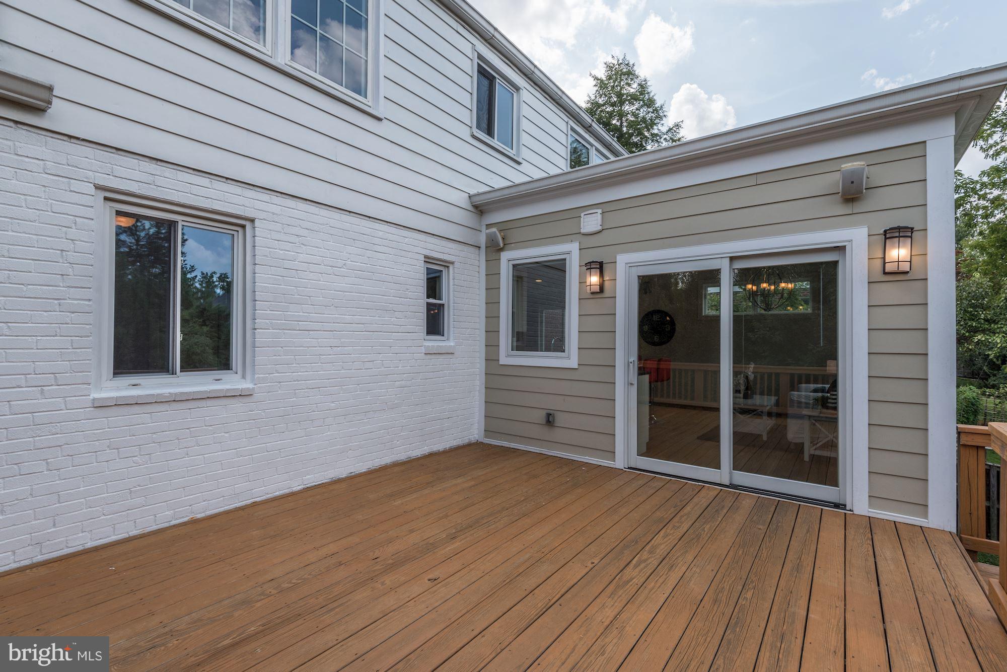 6003 Greentree Road Bethesda, MD 20817 - Photo 29 of 33 Deck