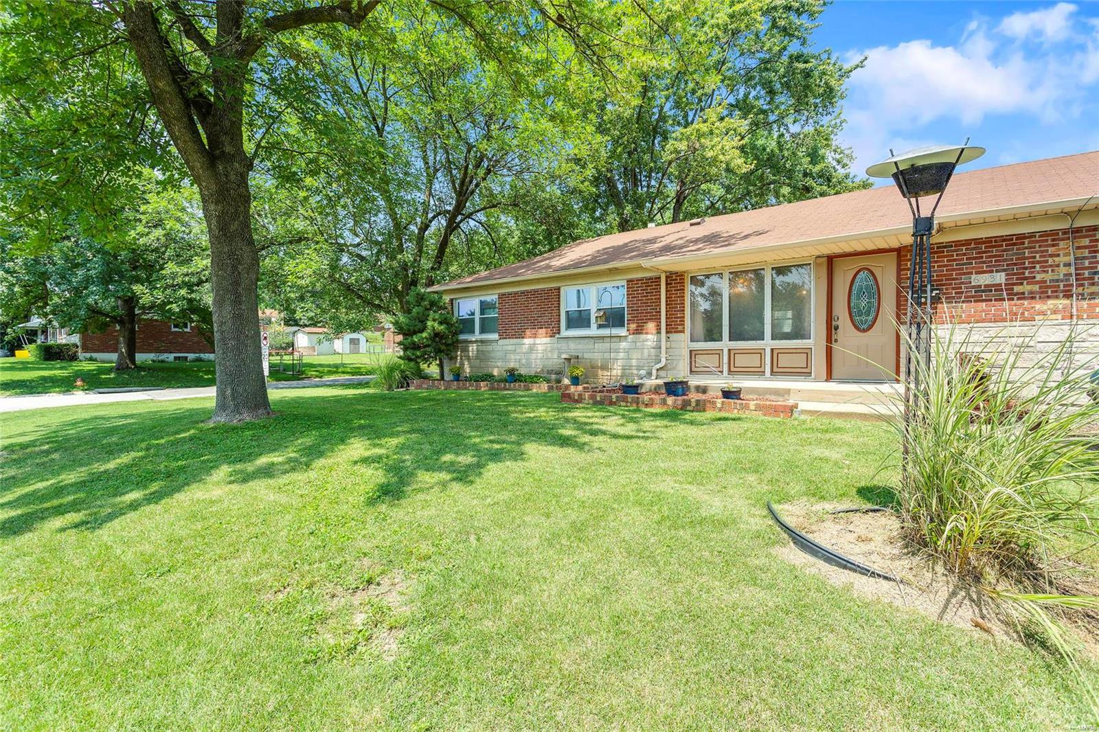 6931 Heege Road St. Louis, MO 63123 - Photo 22 of 29
