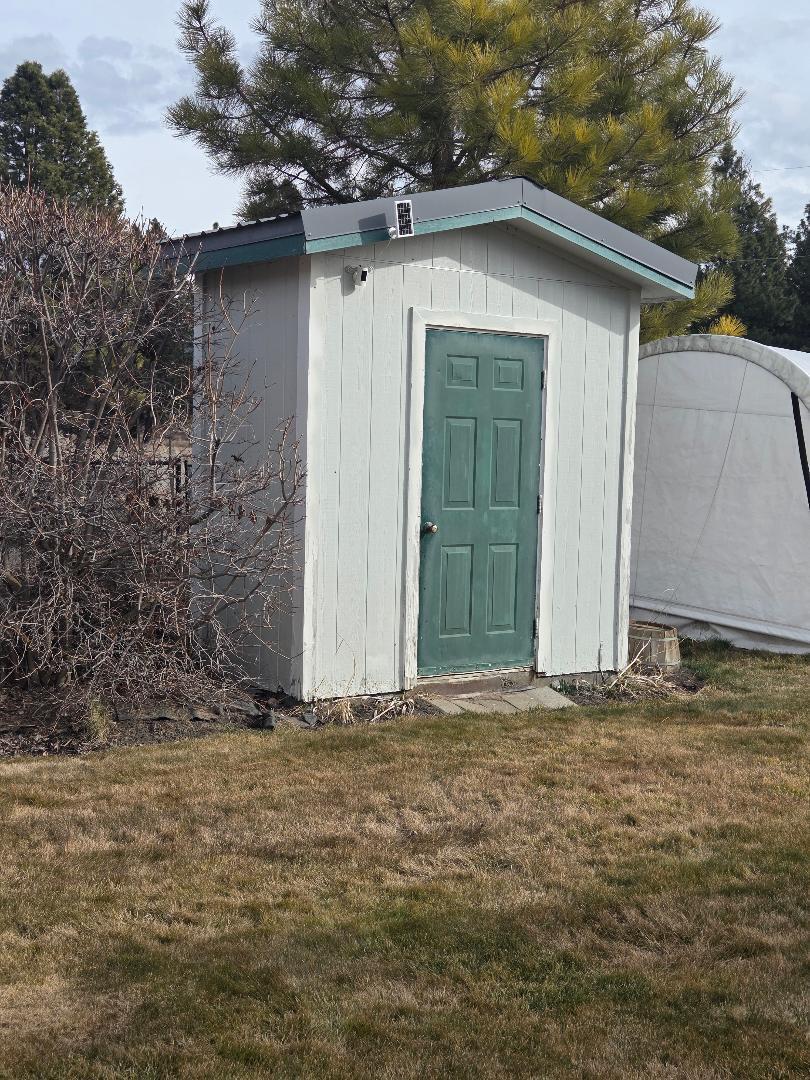 32928 Rivers Drive Chiloquin, OR 97624 - Photo 32 of 59