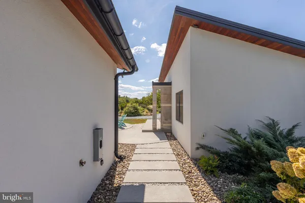 $1,999,900 | 1744 Lord Fairfax Highway, Berryville, VA 22611