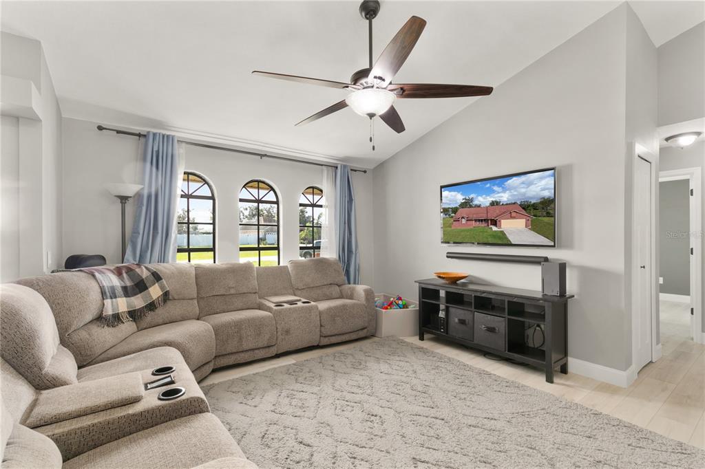 2161 Vance Road Deltona, FL 32738 - Photo 4 of 43 Living Room
