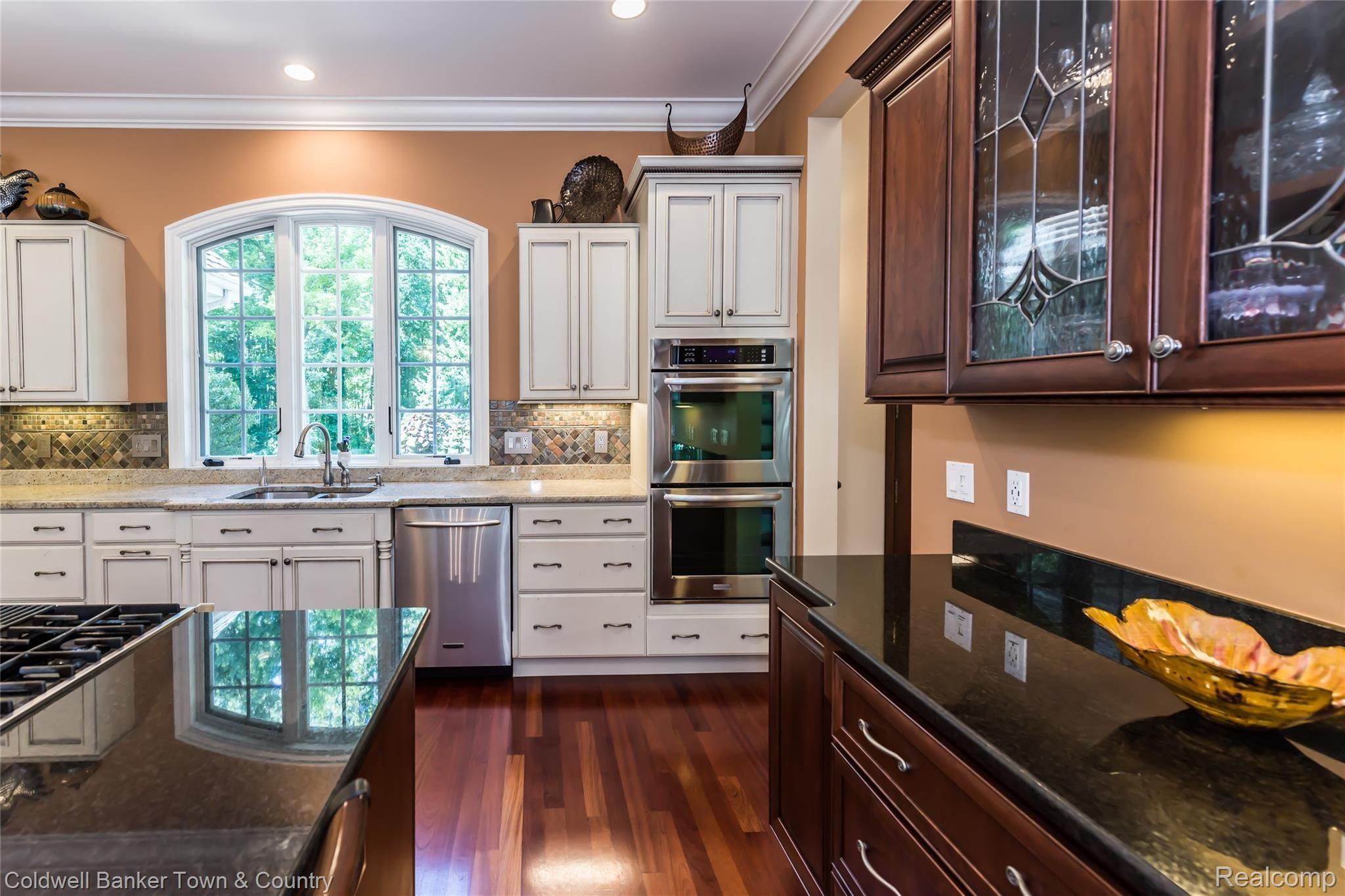 3095 Hunter Road Brighton, MI 48114 - Photo 20 of 92 DSC_1938.jpg