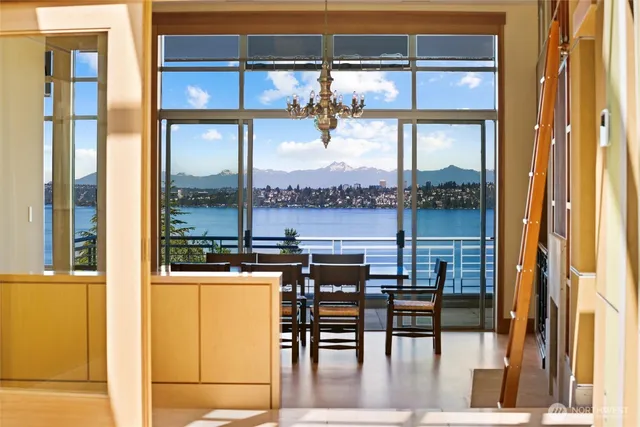 $6,250,000 | 5511 104th Avenue Northeast, Kirkland, WA 98033