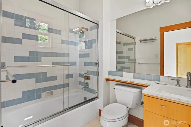 $6,250,000 | 5511 104th Avenue Northeast, Kirkland, WA 98033