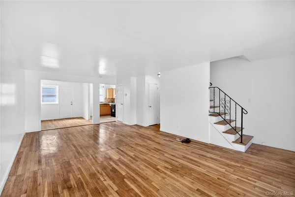 $3,500 | 2112 Lacombe Avenue | Castle Hill