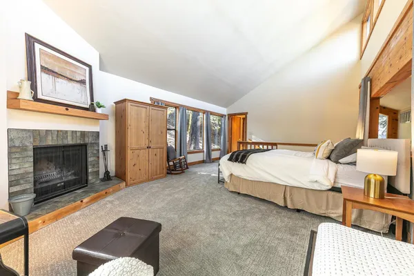 $1,075,000 | 11504 Ski Slope Way, Truckee, CA 96161