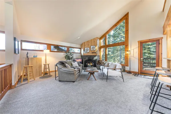 $1,075,000 | 11504 Ski Slope Way, Truckee, CA 96161