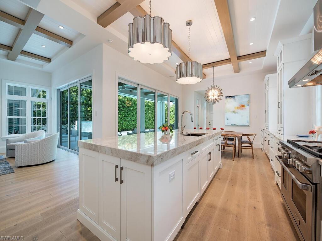141 9th Avenue South Naples, FL 34102 - Photo 13 of 33