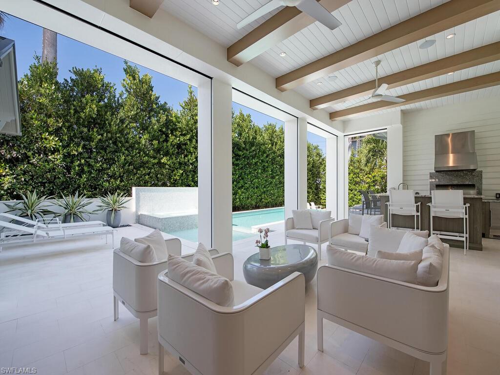 141 9th Avenue South Naples, FL 34102 - Photo 23 of 33