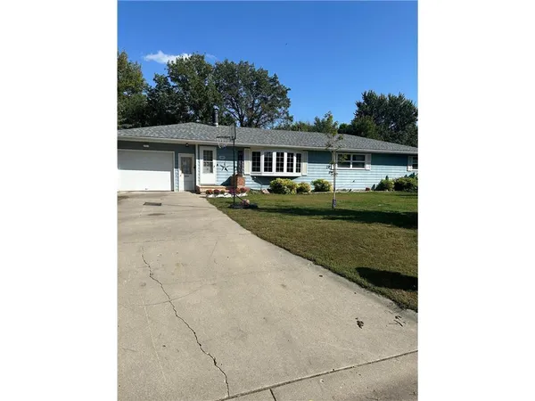 $285,000 | 1002 Linden Street, Luverne, MN 56156