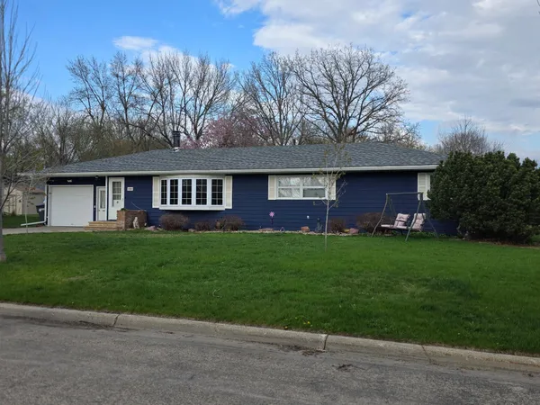$269,900 | 1002 Linden Street, Luverne, MN 56156