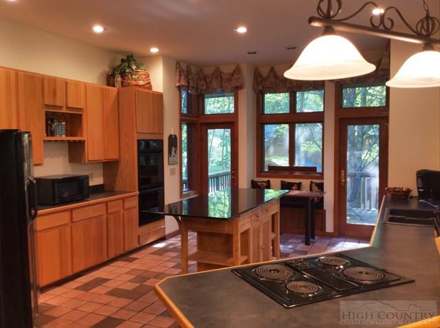 107 Old Field Road Beech Mountain, NC 28604 - Photo 3 of 28