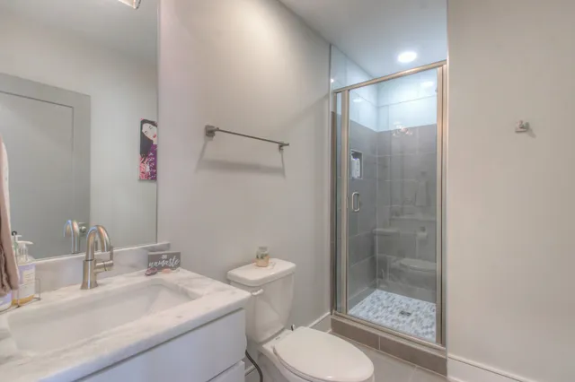 $3,750 | 106 North 8th Street, Unit 1, Nashville, TN 37206