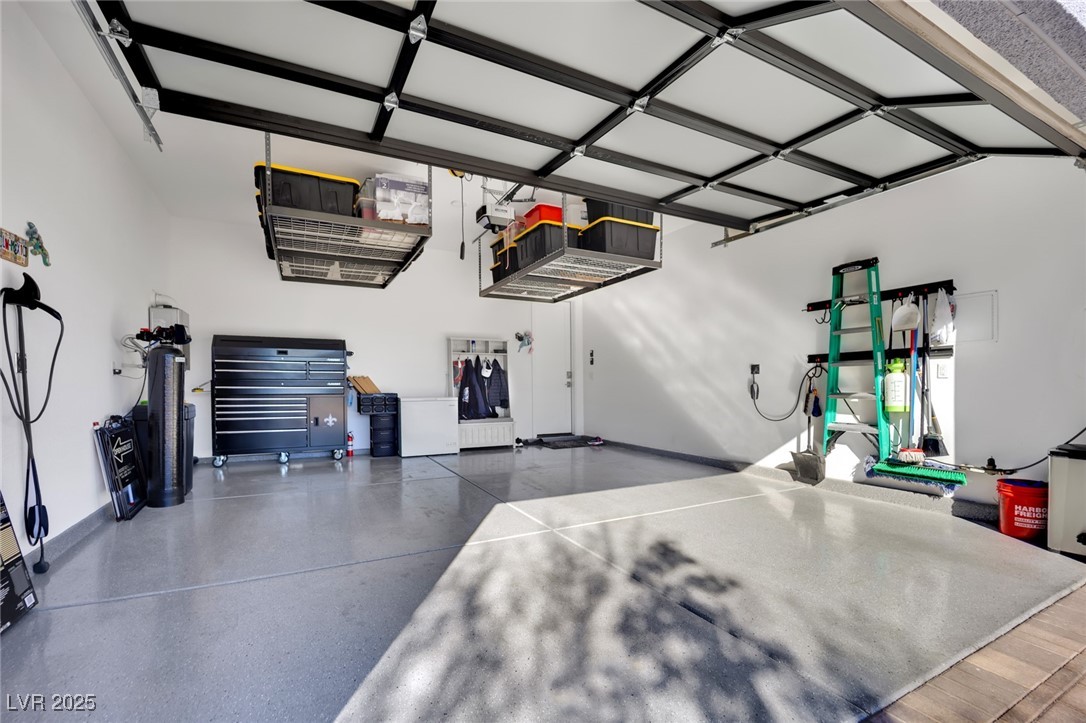 397 Highview Rdg Avenue Las Vegas, NV 89138 - Photo 90 of 97 View of garage