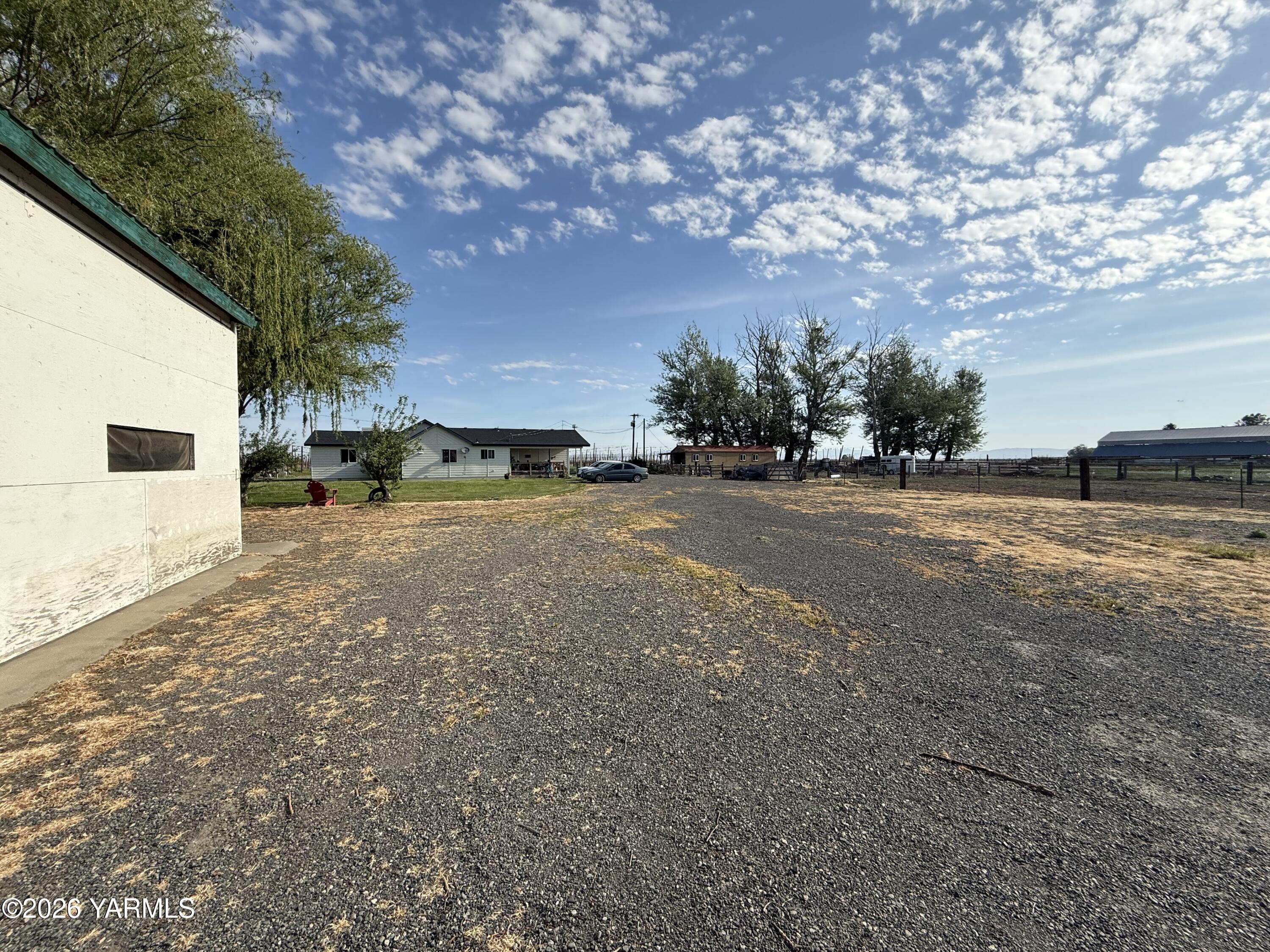 10555 Ashue Road Toppenish, WA 98948 - Photo 21 of 31 IMG_1829