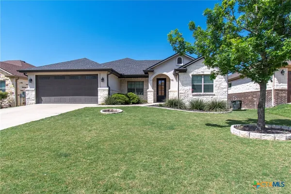 $460,000 | 325 O W Lowrey Drive, Salado, TX 76571