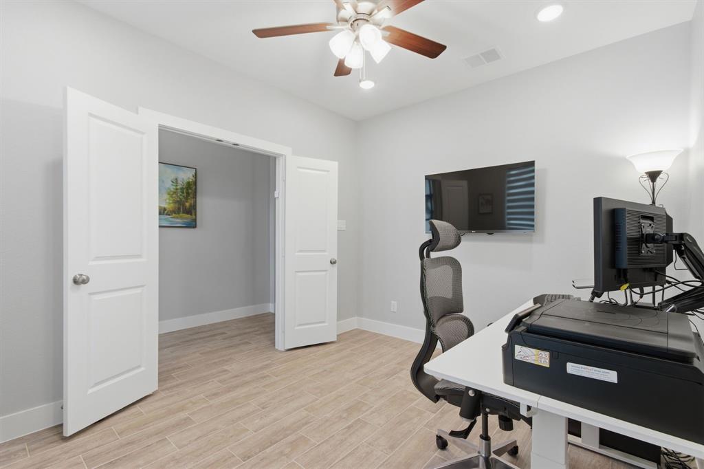 7217 Mantle Ridge Drive Fort Worth, TX 76179 - Photo 26 of 31 Large home office