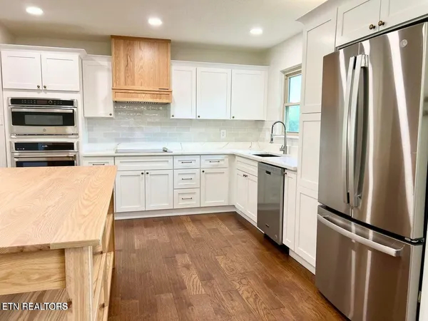 $475,000 | 10808 Dineen Drive, Knoxville, TN 37934