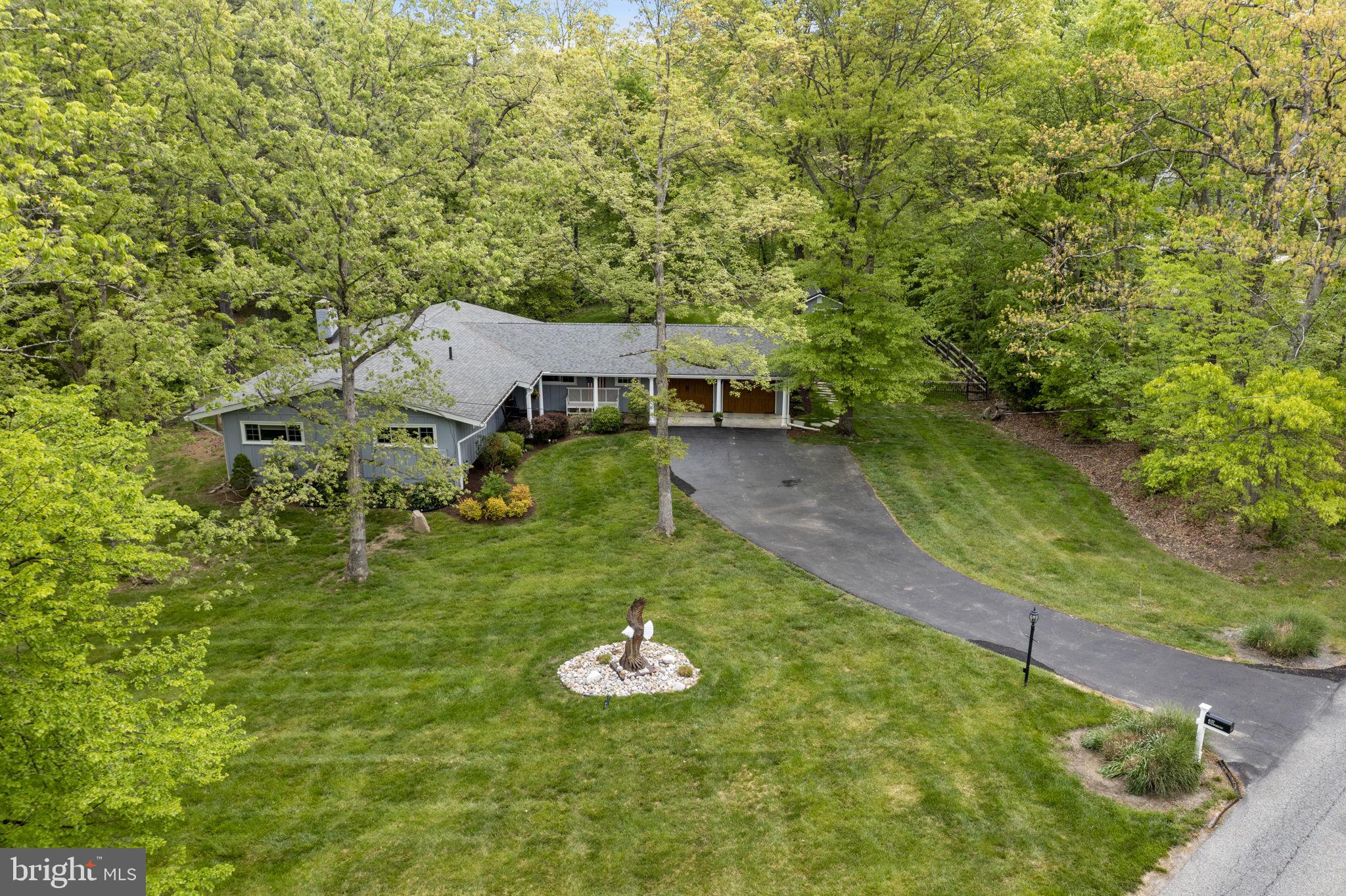 637 South Warren Avenue, Malvern, PA 19355 Compass