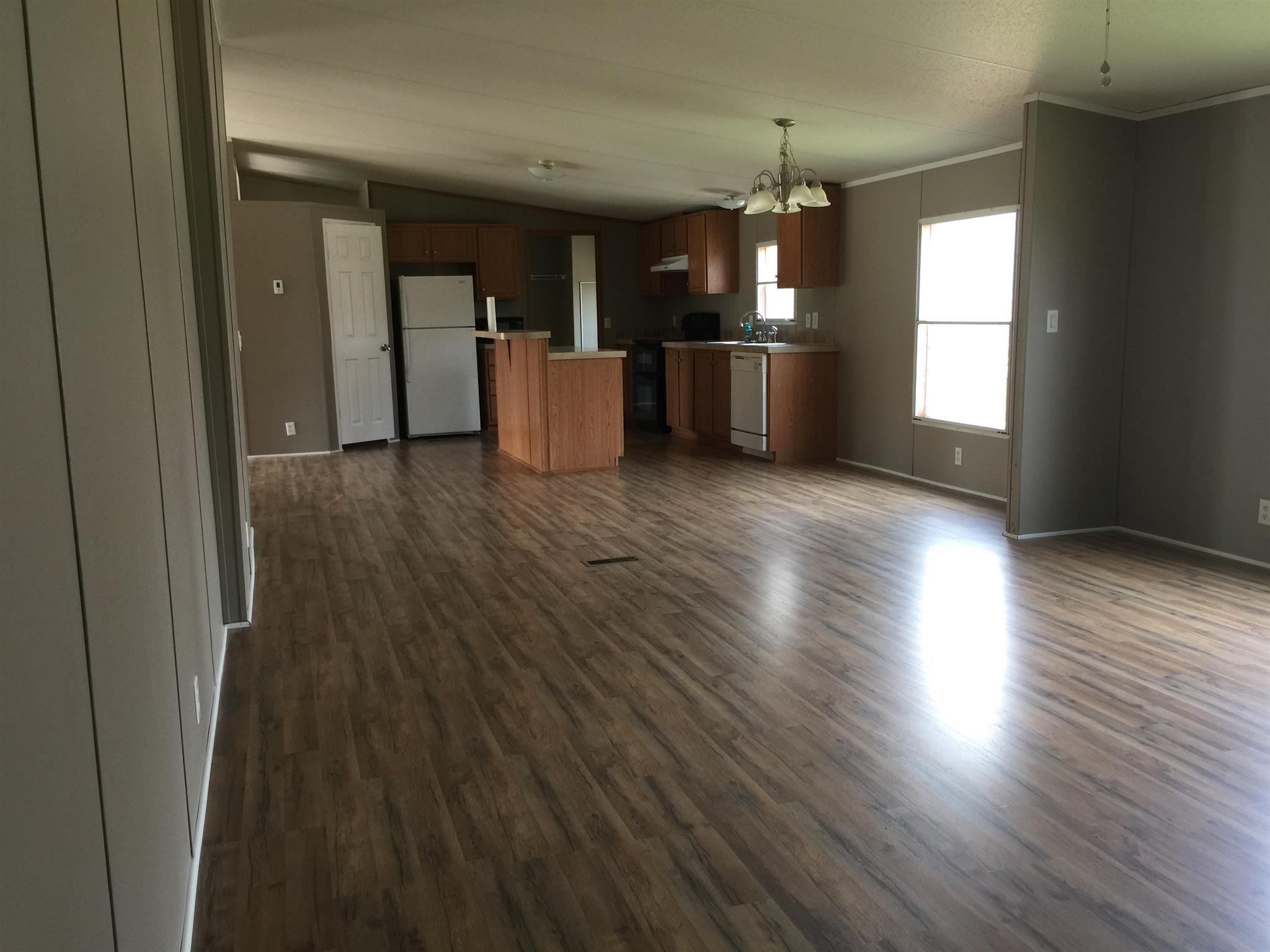 1393 Poplar Ridge Road Chapmansboro, TN 37035 - Photo 7 of 18 lots of room for a kitchen table
