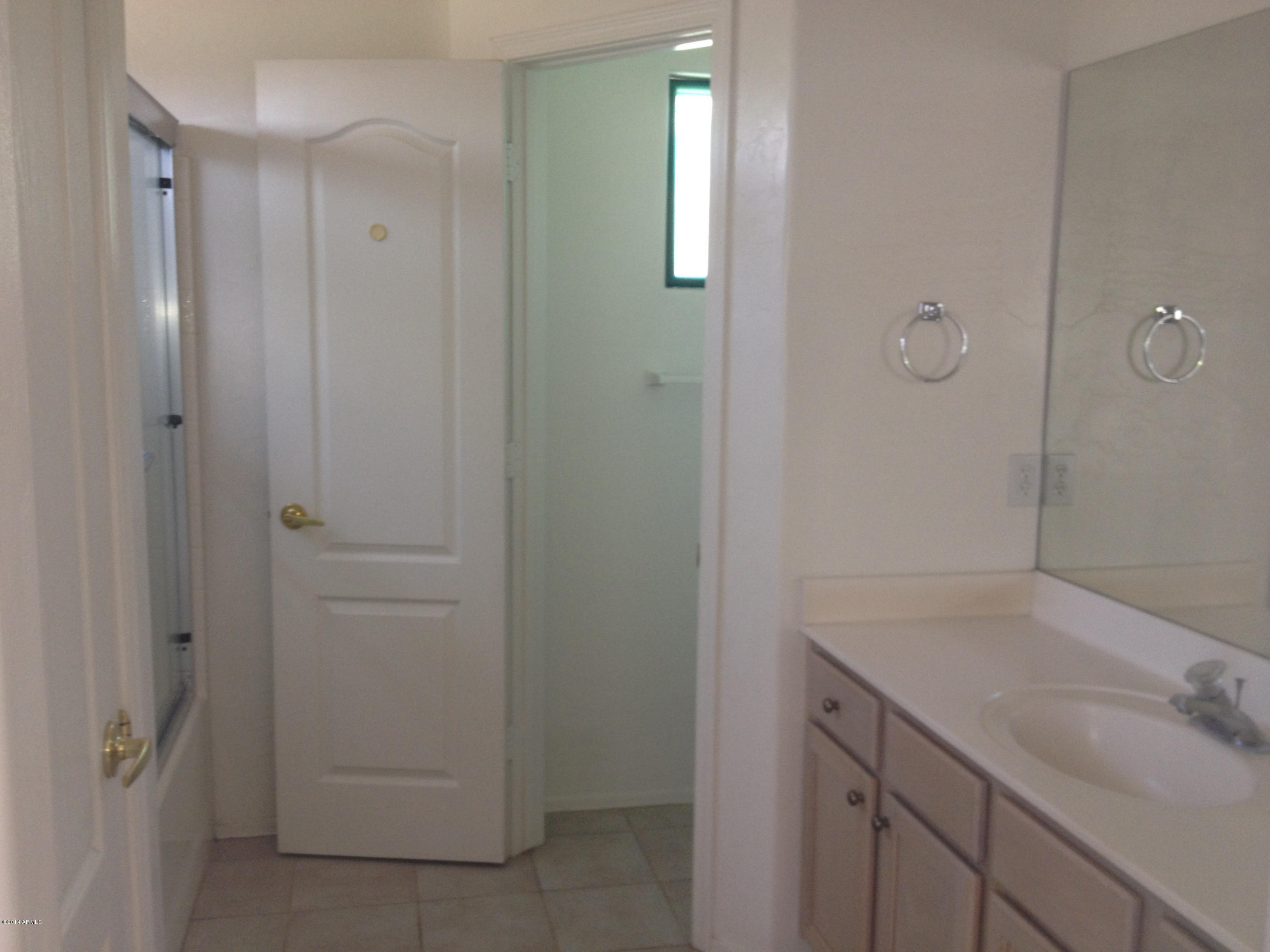 7356 West Ocotillo Road Glendale, AZ 85303 - Photo 8 of 19 Master bath