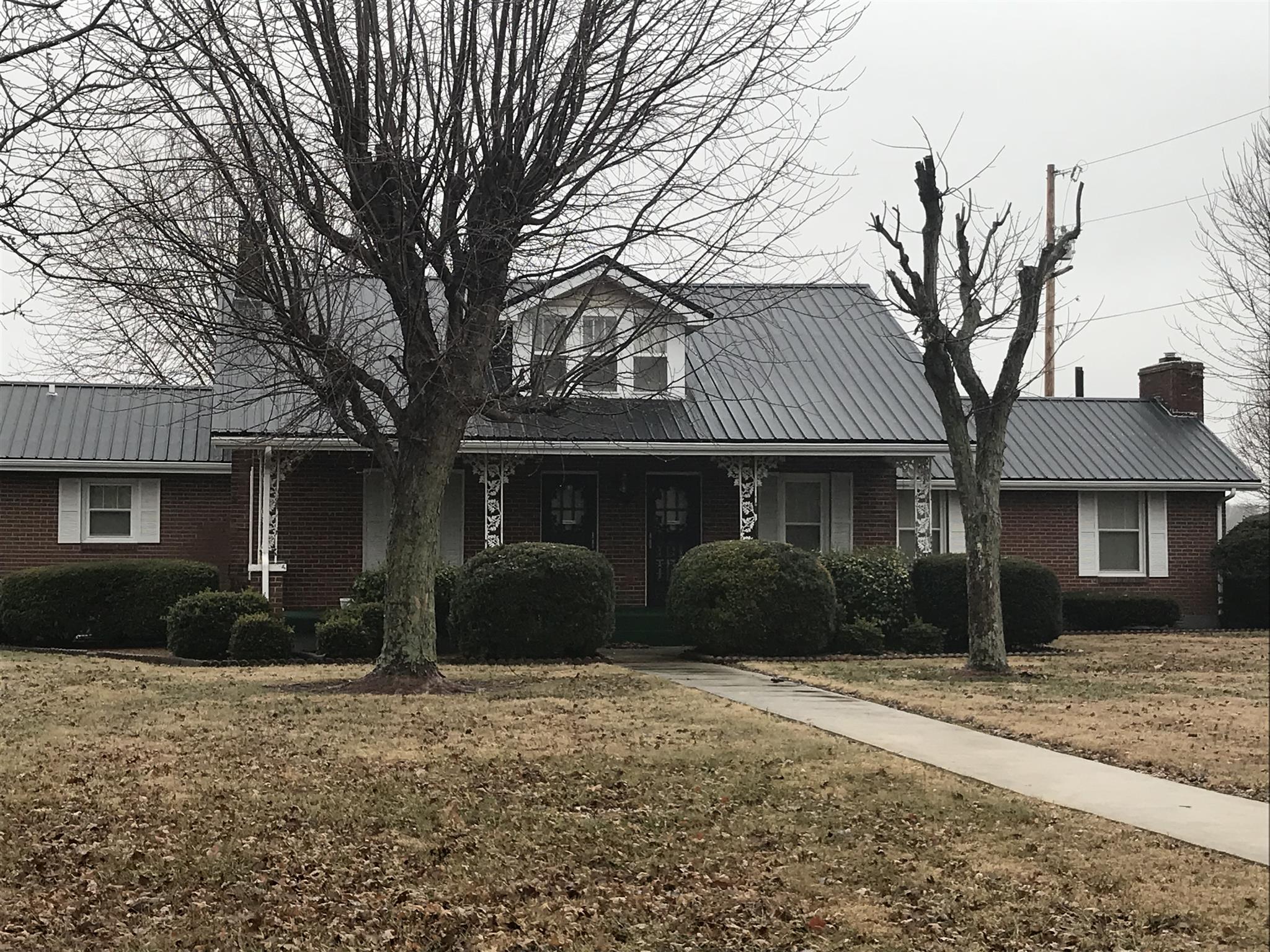 Great location near I-65