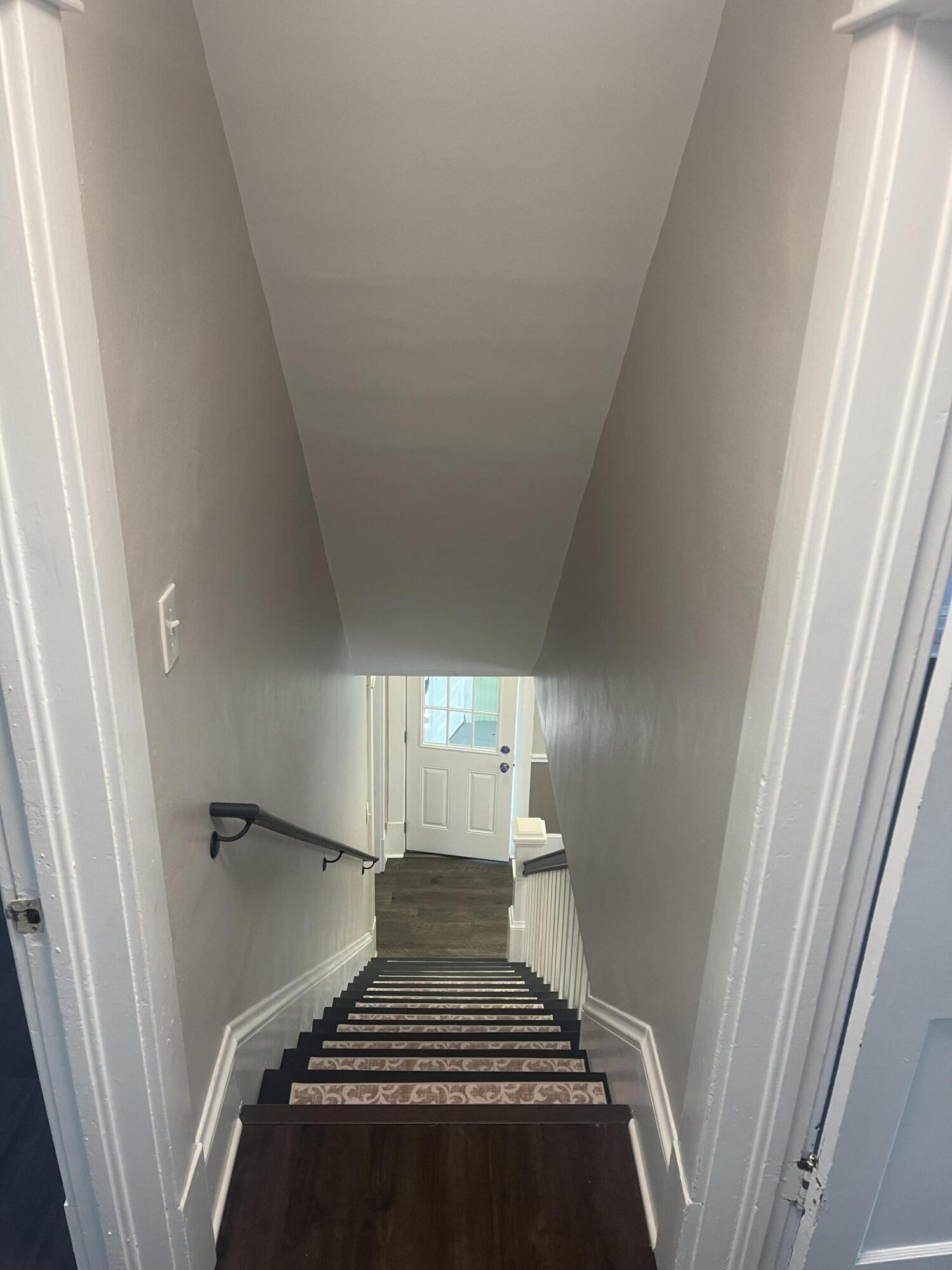 216 West Augusta Avenue Vinton, VA 24179 - Photo 14 of 43 IMG_8124