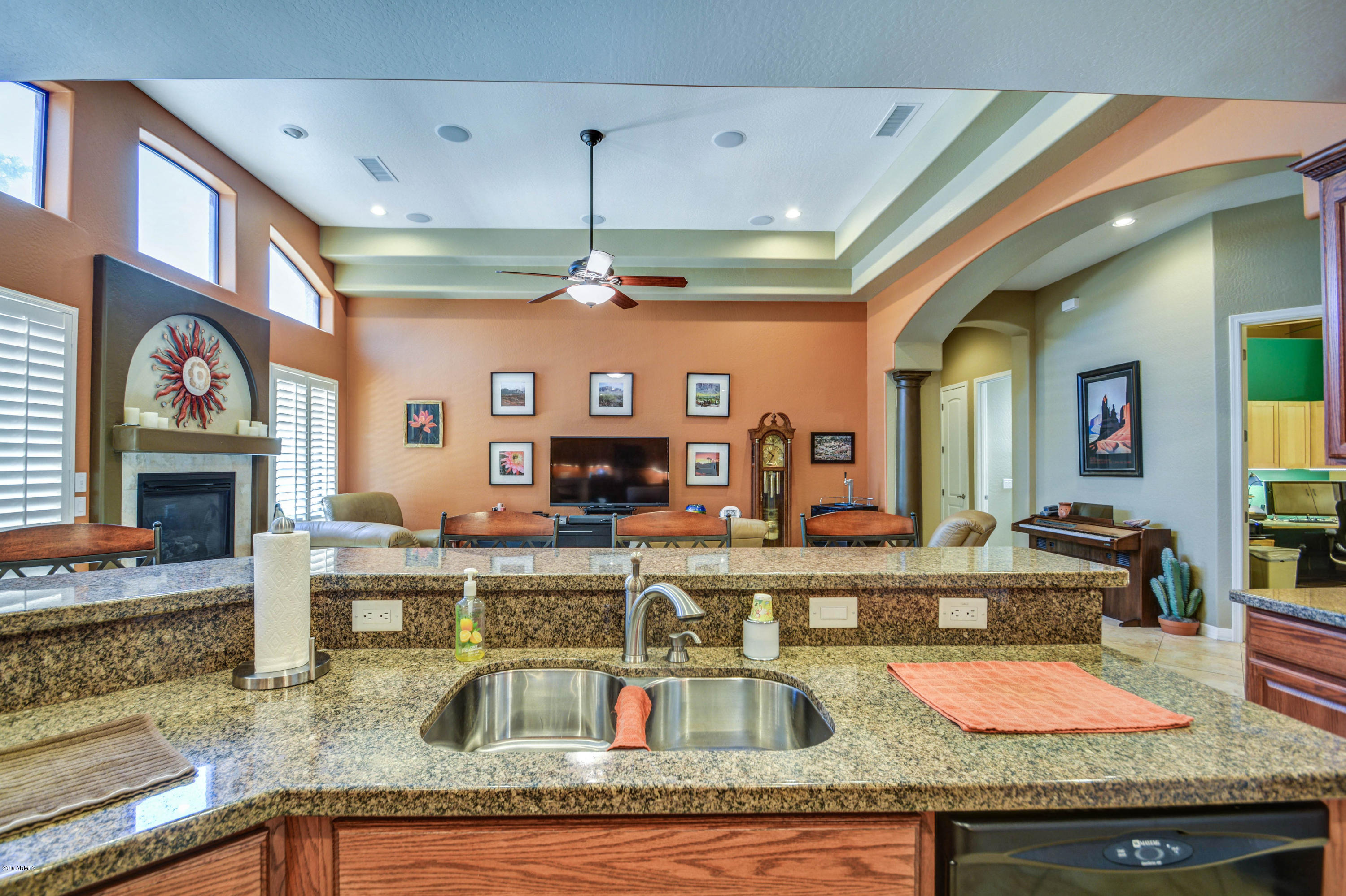 965 South Del Rio Court Apache Junction, AZ 85119 - Photo 8 of 42 kitchen-4