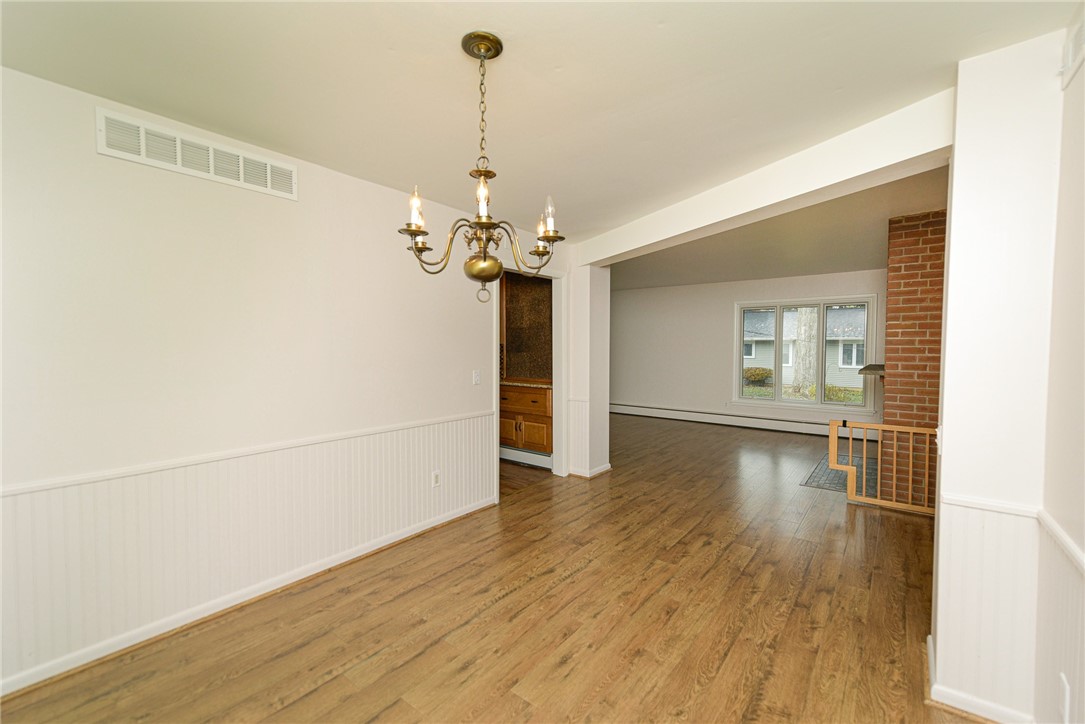 171 Harwood Circle Rochester, NY 14625 - Photo 18 of 45