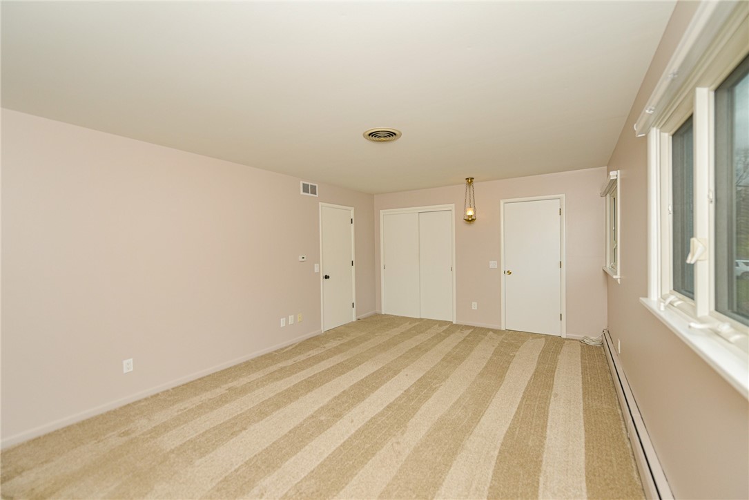 171 Harwood Circle Rochester, NY 14625 - Photo 21 of 45