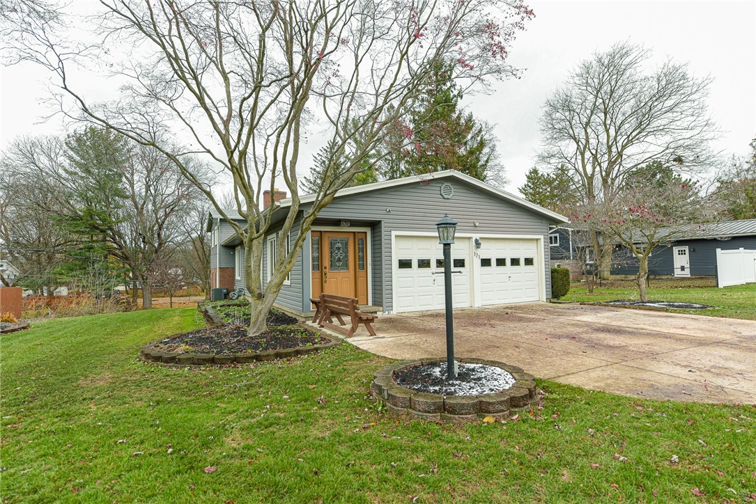 171 Harwood Circle Rochester, NY 14625 - Photo 3 of 45