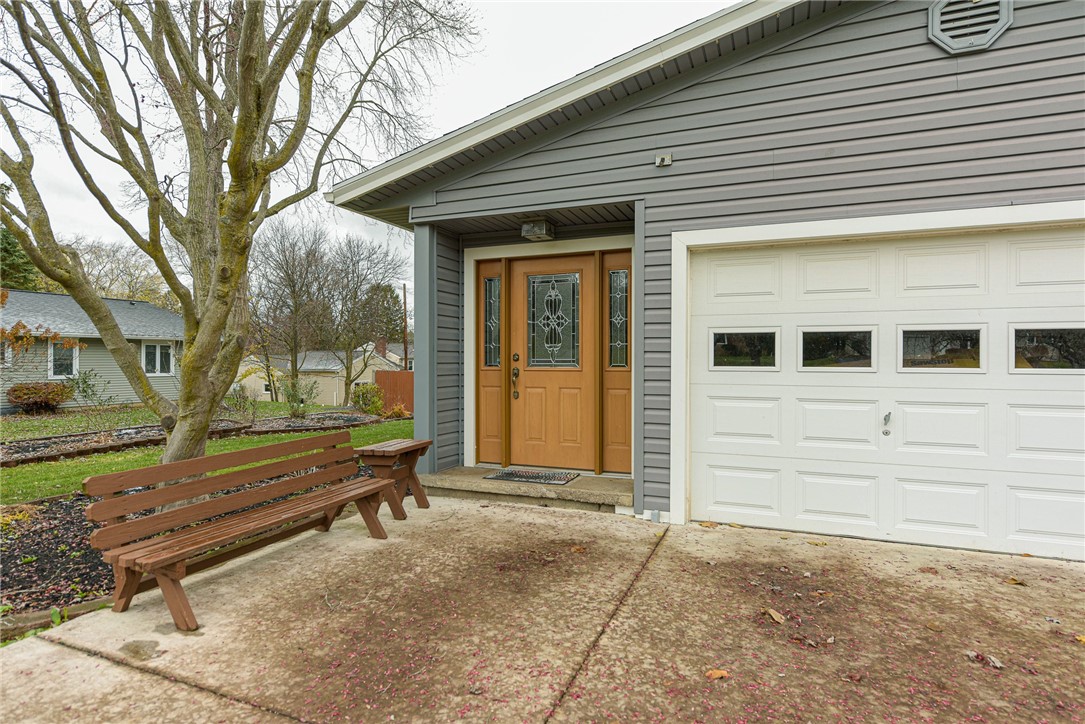 171 Harwood Circle Rochester, NY 14625 - Photo 6 of 45