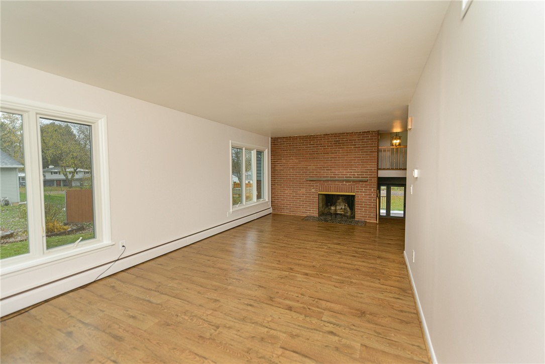 171 Harwood Circle Rochester, NY 14625 - Photo 9 of 45