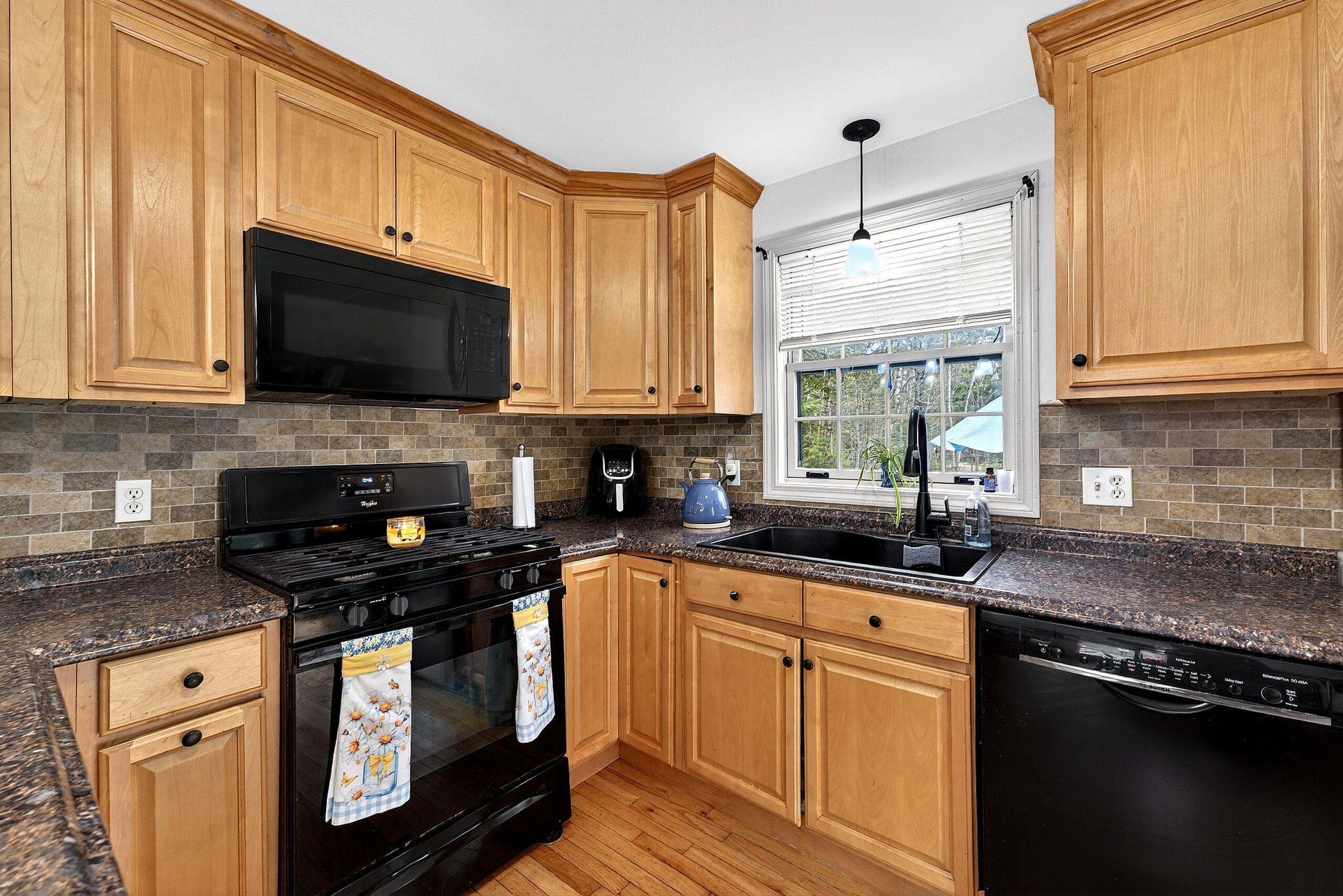 48 Hemlock Ridge Road Chelsea, ME 04330 - Photo 5 of 37 016_DSC04572