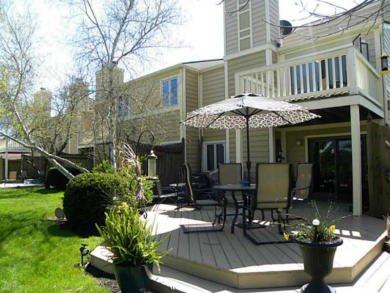 641 Cobblestone Road, Unit 1 Avon, IN 46123 - Photo 2 of 24 Gallery Image 2