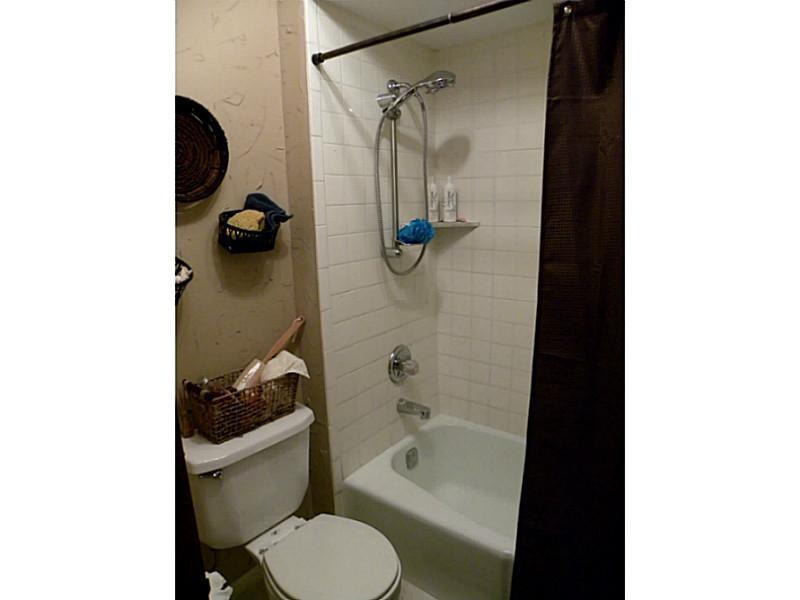 641 Cobblestone Road, Unit 1 Avon, IN 46123 - Photo 16 of 24 Gallery Image 16