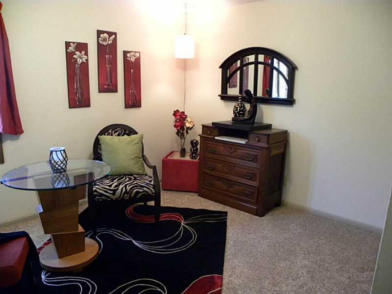 641 Cobblestone Road, Unit 1 Avon, IN 46123 - Photo 22 of 24 Gallery Image 22