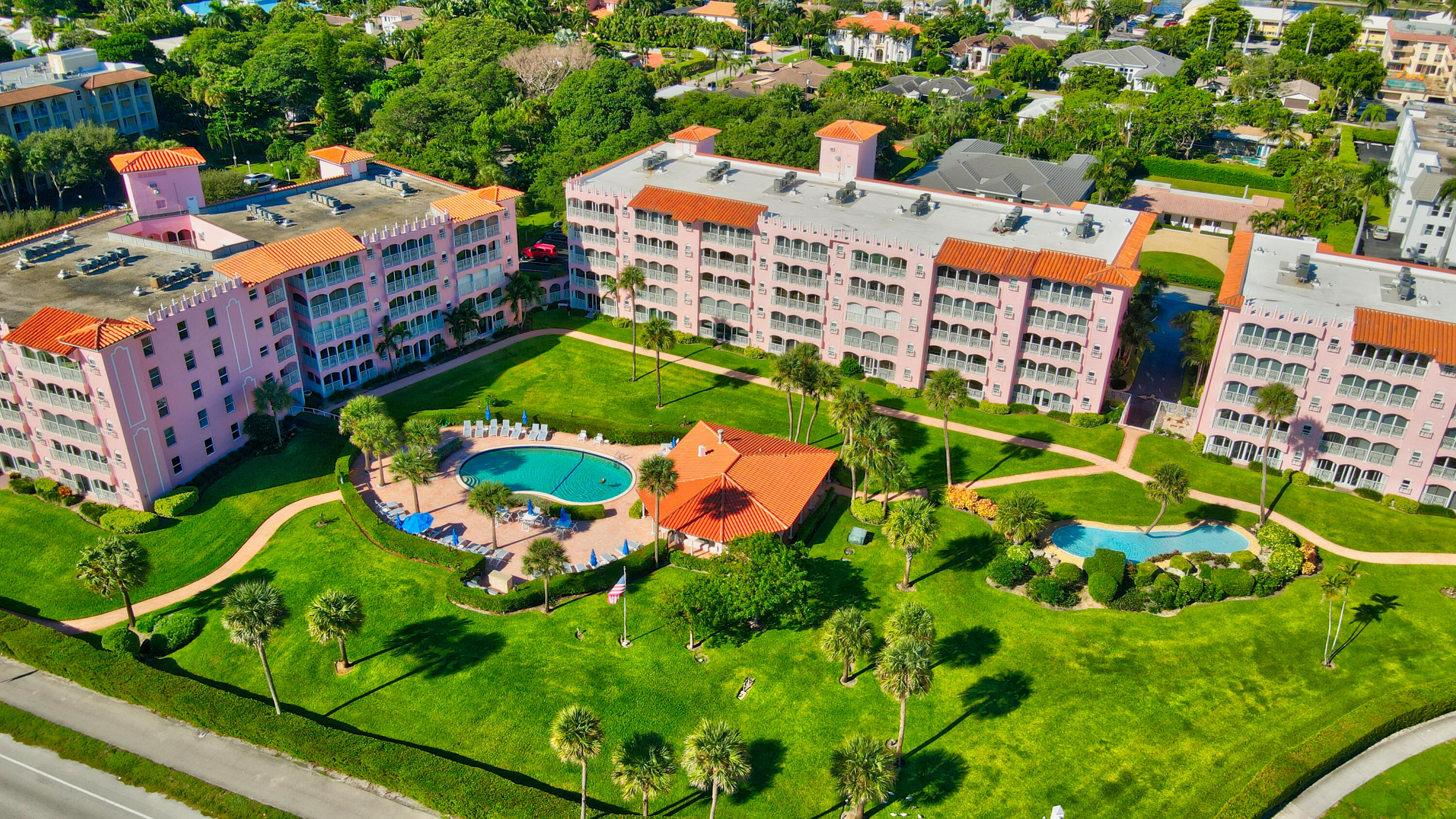 1040 Banyan Road, Unit 302C Boca Raton, FL 33432 - Photo 16 of 55 16_dji_0277_78_79_80_81