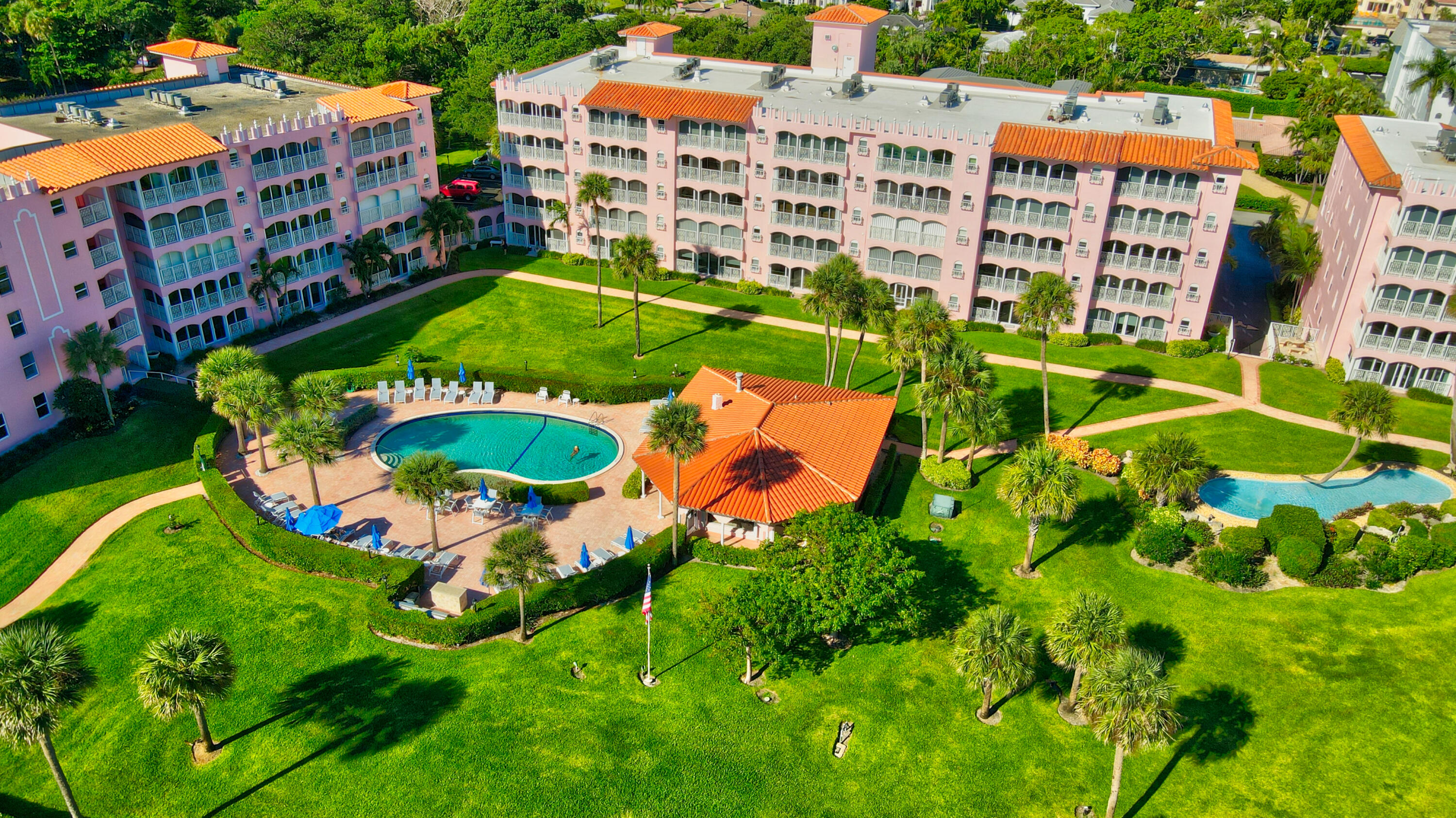 1040 Banyan Road, Unit 302C Boca Raton, FL 33432 - Photo 17 of 55 17_dji_0282_3_4_5_6