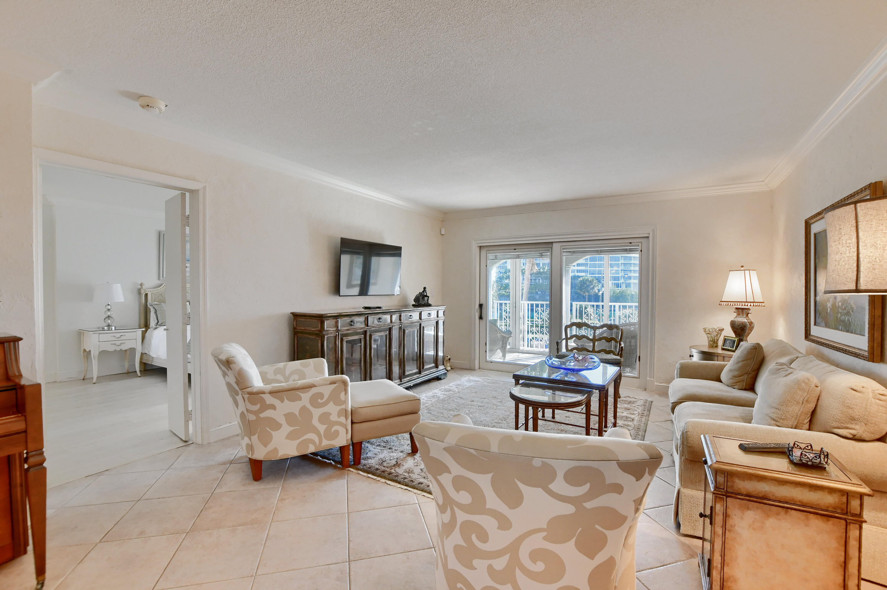 1040 Banyan Road, Unit 302C Boca Raton, FL 33432 - Photo 32 of 55 32_ebf_6399-hdr(5)