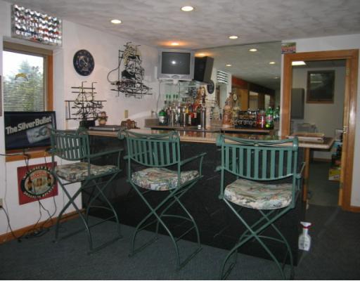 435 Sanitarium Road Washington, PA 15301 - Photo 14 of 18 Den/Family/Great Room.