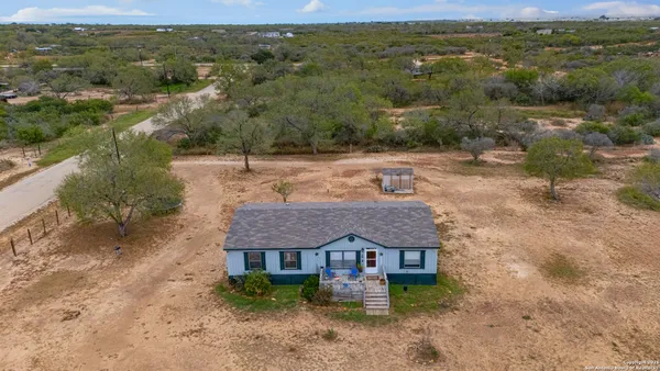 $215,000 | 138 County Road 2665, Devine, TX 78016