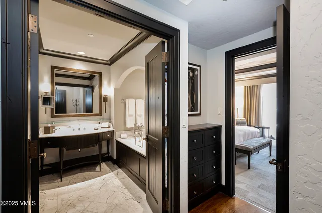 $3,400,000 | 130 Daybreak Ridge Road, Unit HS640, Avon, CO 81620