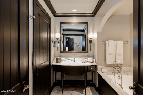 $3,300,000 | 130 Daybreak Ridge Road, Unit HS640, Avon, CO 81620