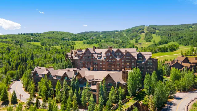 $3,400,000 | 130 Daybreak Ridge Road, Unit HS640, Avon, CO 81620