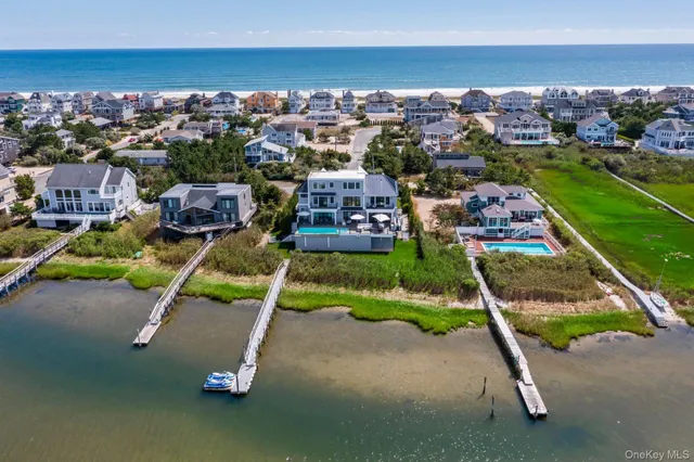 $7,950,000 | 20 Cove Lane, West Hampton Dunes, NY 11978