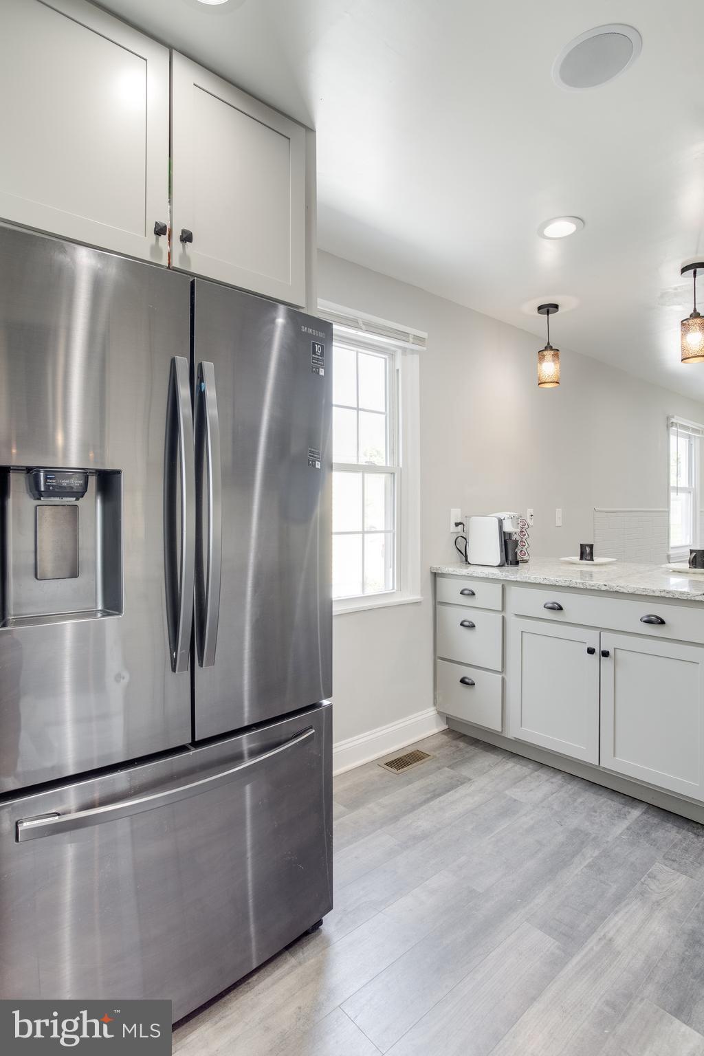 907 Martin Road Essex, MD 21221 - Photo 19 of 38