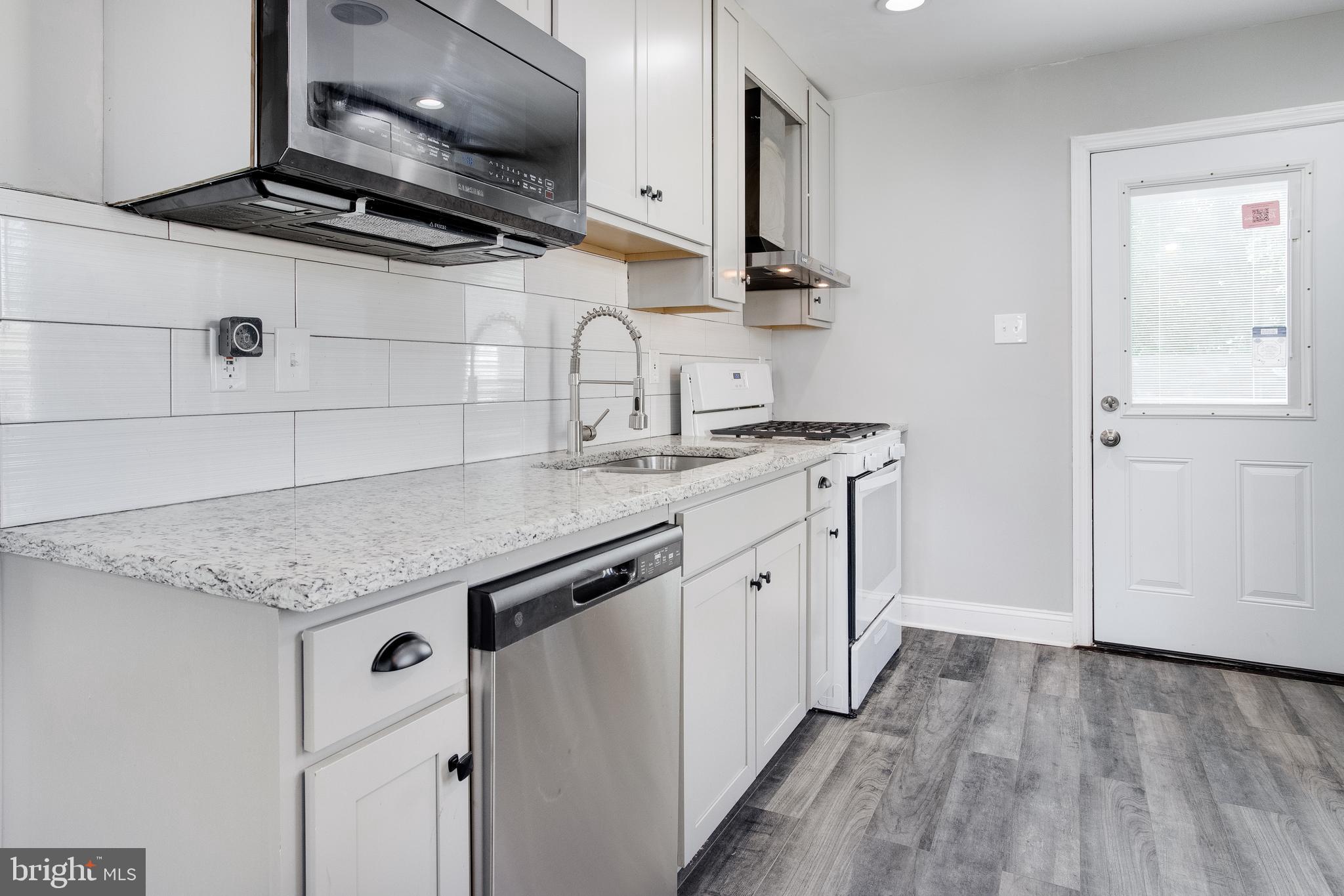 907 Martin Road Essex, MD 21221 - Photo 20 of 38